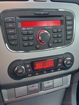 FORD FOCUS 1.6i 74 kW 1.MAJITEL ČR, 83.000 KM - 8
