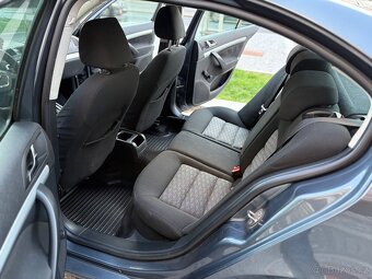 Škoda Octavia 2010 - 8