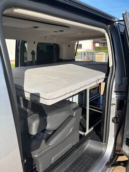 Kempovací vestavba do dodávky - 8