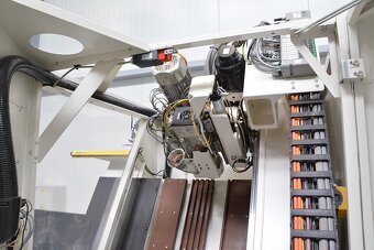 6458 - FRÉZOVACÍ A VRTACÍ OBRÁBĚCÍ CENTRUM SCM CYFLEX F900 - 8