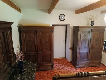 Starožitný nabytek - 8