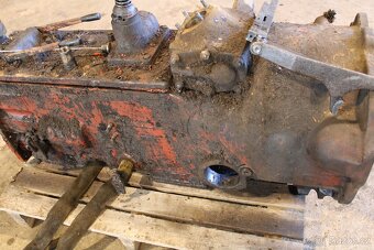 Zetor 7045 převodovka - 8