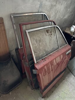 Lada - dveře - 8