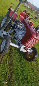 Traktor steyr - 8