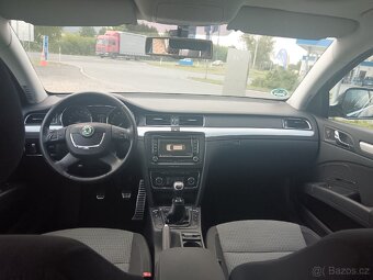 Skoda Superb 2,0 TDI - 8