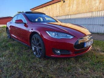 Tesla Model S P85+ free charging DPH - 8