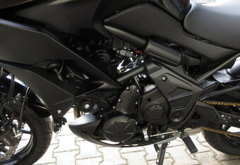 Kawasaki Versys 650 - 8