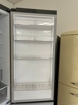 Lednice s mrazákem Lg (155) - 8