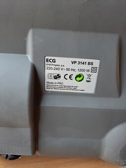 Starší bezsáčkový cyklónový vysavač ECG 1400 W - levně - 8