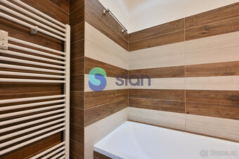 Pronájem bytu 2+1 se dvěma balkony, 60 m2, ul. Sokolovská, O - 8