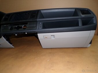 VW T6 palubní deska Caravelle Transporter TOP STAV - 8