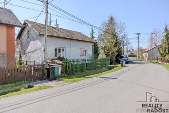 Prodej rodinného domu 140m2, pozemek 2315m2, ul. Rybničná, R - 8