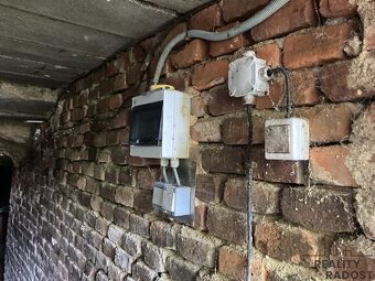 Prodej vinného sklepa ve Chvalovicích, 20 m2, Chvalovice, ok - 8