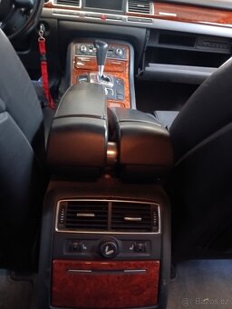 Audi A8 4,2 quattro - 8