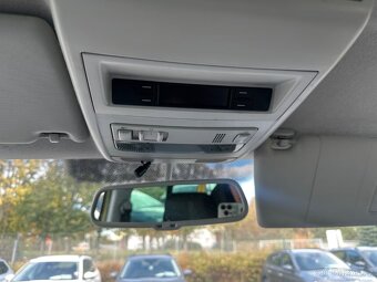 VW T5 MULTIVAN 2.5TDI STARLINE 4MOTION - 8