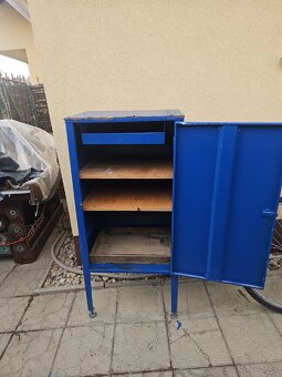 Plechová skříň do dílny - 8