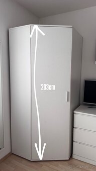 Šatní rohová skříň Kika - 8