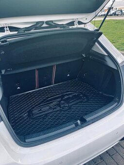 Mercedes-Benz A220 - 8