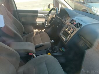 VW Touran - 8