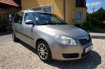 ŠKODA ROOMSTER 1,4 16V 63KW 2008 - 8