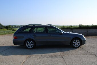 MERCEDES BENZ E 220CDI,KOMBI,TAŽNÉ,MANUÁL,ORIG.KM - 8