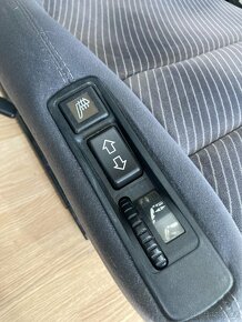 BBS kompletně elektrické sportovní sedačky - 8