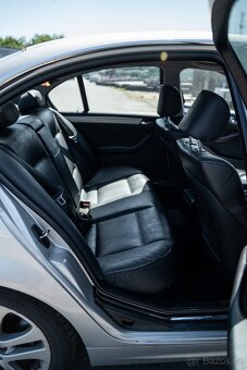 BMW E46 330i X - 8