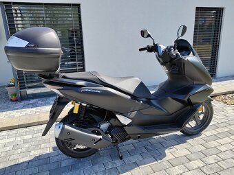 Honda Pcx 125 Dx -ČR 6let záruka BLACK - 8