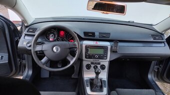 Passat B6 1.9 TDI 77kW r.v 2006 - 8