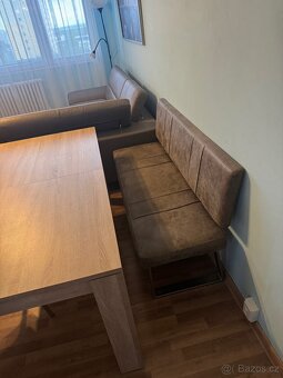 Kožená sedačka, kuchyňský stů, židle a lavice - 8