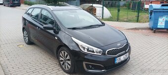 Kia Ceed SW 1.6 CRDi 100kw, koupeno v ČR, servis KIA - 8
