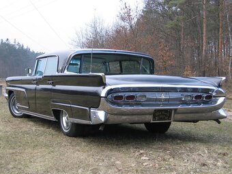Lincoln Continental Mark IV 1959 - 8