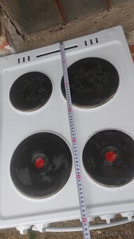Elektrický sporák Mora + trouba téměť nepoužívaný - 8