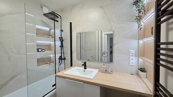 Luxusní byt 2+KK s balkonem na Těreškovové ulici, Karviná - 8