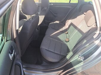 Volkswagen Golf VI, 1.6 tdi, 77 kW, Comfortline, tažné - 8