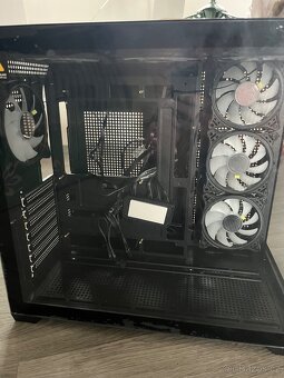 Pocítacové komponenty / Pocítacové skríne - 8