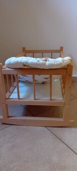 Postýlka pro panenky s peřinkami - 8