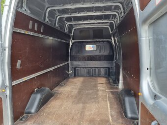 Pronájem dodávky Ford Transit L2H2 od 900kc/ den - 8
