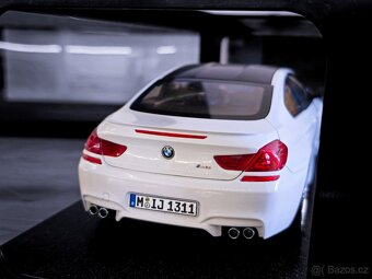 BMW M6 1:18 Paragon Models - 8