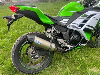 Kawasaki Ninja 300 ABS r.v. 2015, výfuk Leo Vince - 8