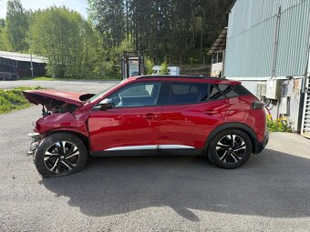 PEUGEOT 2008 II 1.2 PURE TECH 10/2023 ČR - 8
