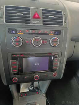 Touran 2.0 TDI 103 kw - 8