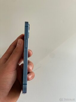 Prodam iPhone 13 modrý 128 GB - 8