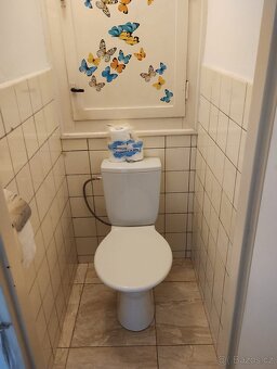 Pronájem bytu 2+kk s balkónem - 8