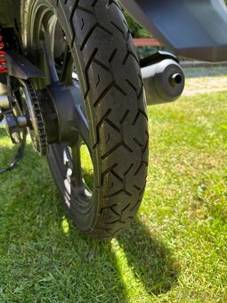 Honda CB 125F - 8