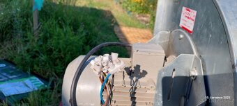 Průmyslový odsávací ventilátor ALTEKO - 8
