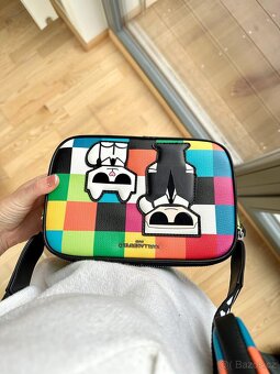 KOSTIČKOVÁ CROSSBODY KABELKA KARL LAGERFELD 1 - 8