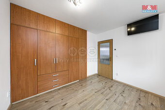 Prodej rodinného domu, 190 m², Nové Dvory - 8