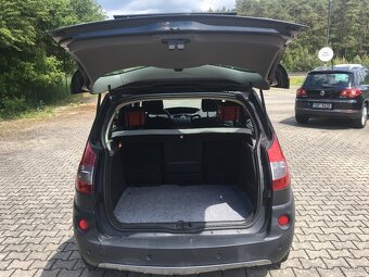 Renault Megane Scenic 1.9 TDI - 8
