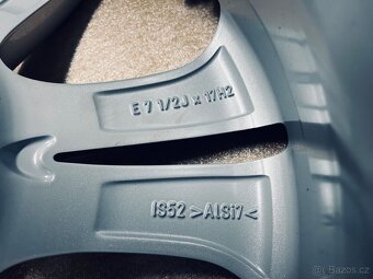 TOP zimní kola BMW X1 F48 17” originál - 8